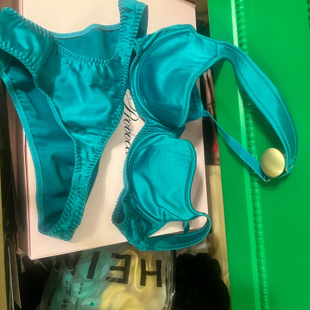 NWT Teal Lingerie Set Agent Provovateur